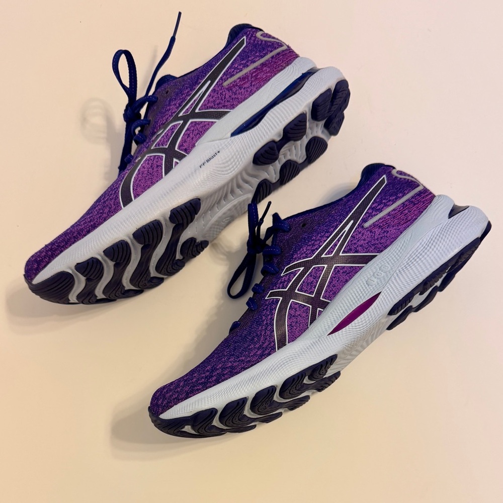 ASICS NWOT Women’s GEL-Nimbus 24 Purple - Picture 5 of 9